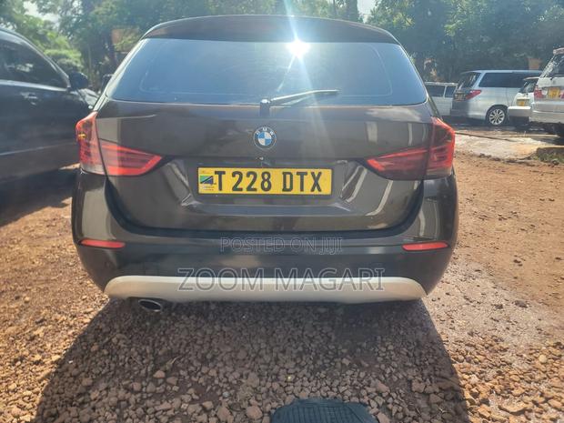 BMW X1 2011 Gold