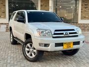 Toyota Hilux Surf 2005 White for sale