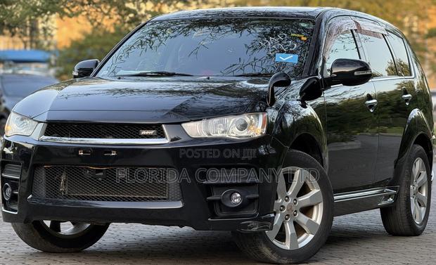 Mitsubishi Outlander 2011 Black