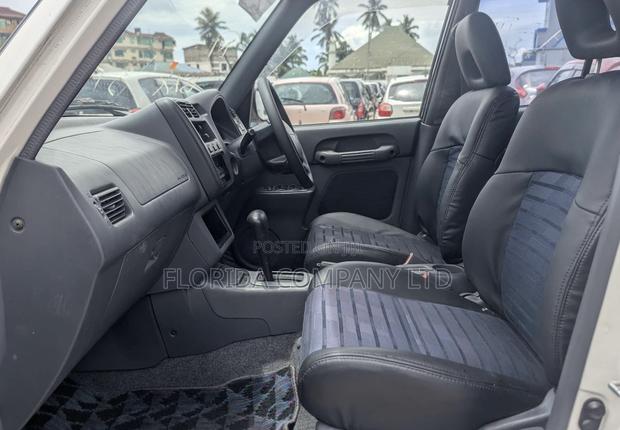 Toyota RAV4 2004 White