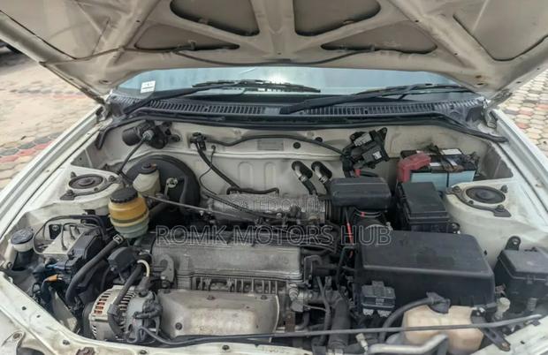 Toyota RAV4 2005 White