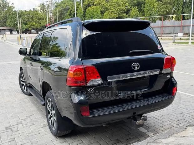 Toyota Land Cruiser 2009 Matt Black