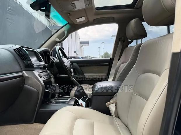 Toyota Land Cruiser 2009 Matt Black