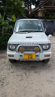 Mitsubishi Pajero Junior 1998 White for sale