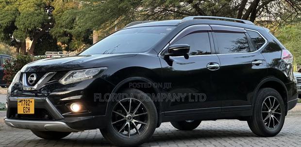 Nissan X-Trail 2014 Black