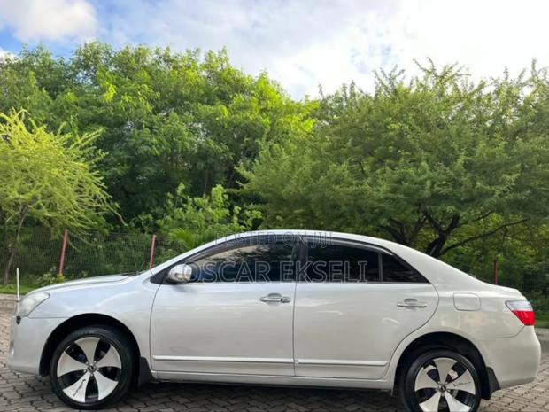 Toyota Premio 2008 Silver