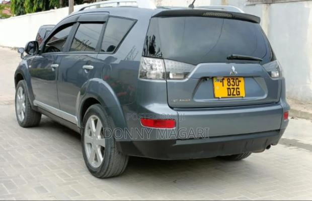 Mitsubishi Outlander 2008 Gray