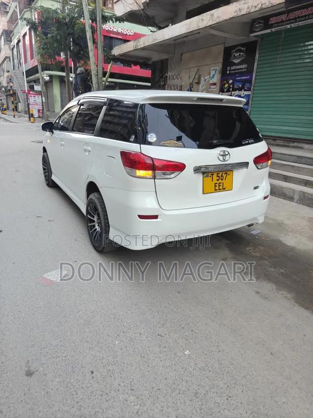Toyota Wish 2010 White
