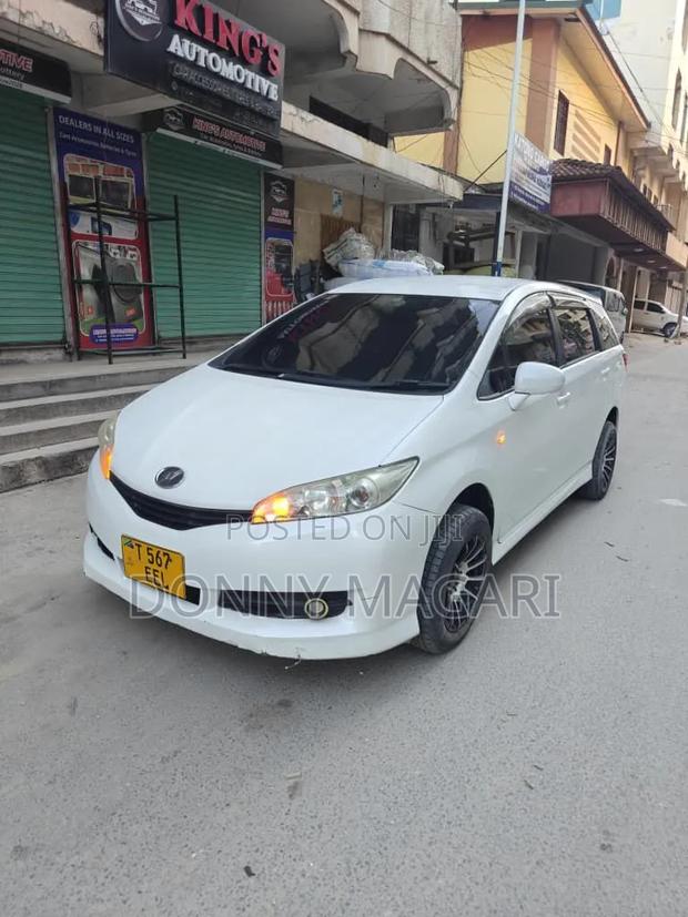 Toyota Wish 2010 White