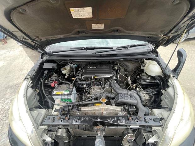 Toyota Rush 1.5 AWD 2006 Black