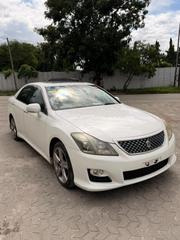 Toyota Crown 2009 White for sale