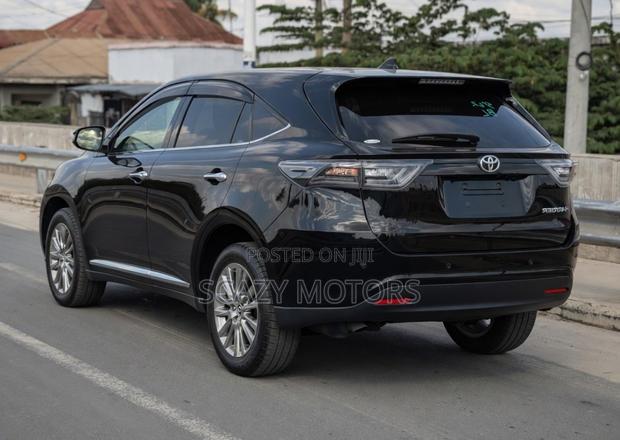Toyota Harrier 2017 Black