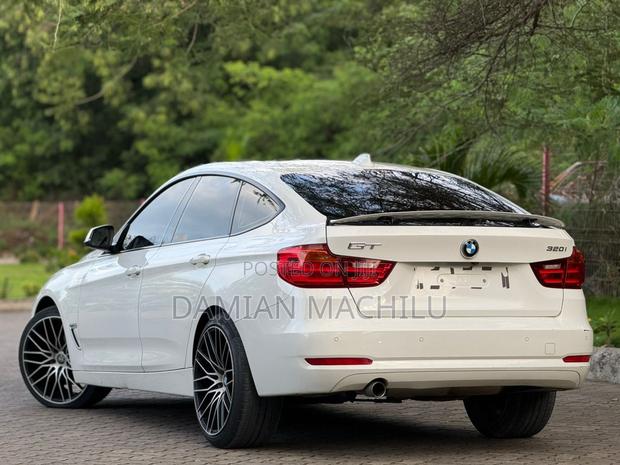 BMW 320i 2014 White