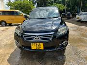 Toyota Vanguard 2010 Black for sale