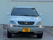 Toyota Harrier 2003 White for sale