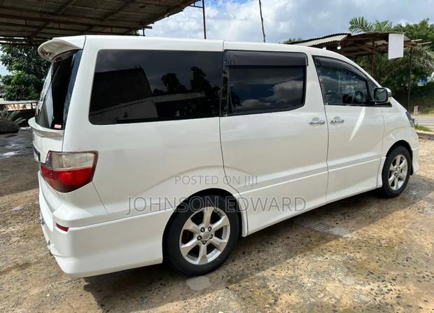 Toyota Alphard 2008 White