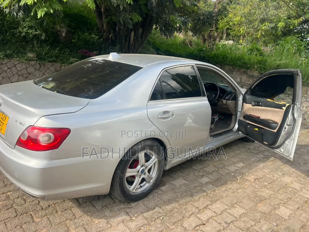 Toyota Mark X 2006 Silver