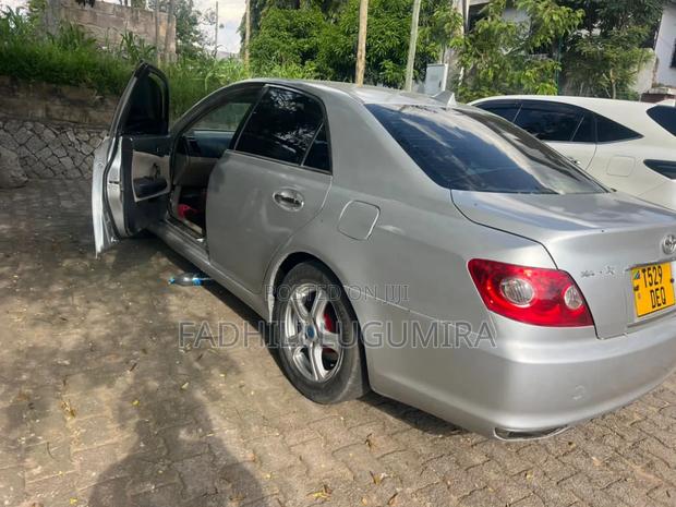 Toyota Mark X 2006 Silver
