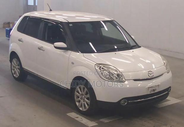 Mazda Verisa 2009 White