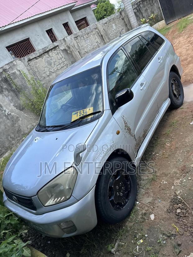 Toyota RAV4 1.8 2004 Gray
