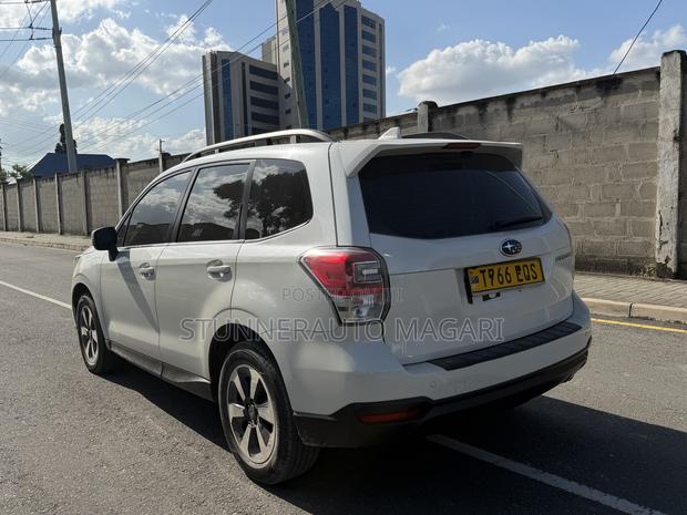 Subaru Forester 2016 Pearl