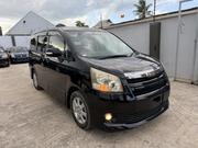 Toyota Noah 2.0 143hp FWD (7 Seater) 2008 Black for sale