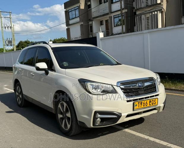 Subaru Forester 2016 Pearl
