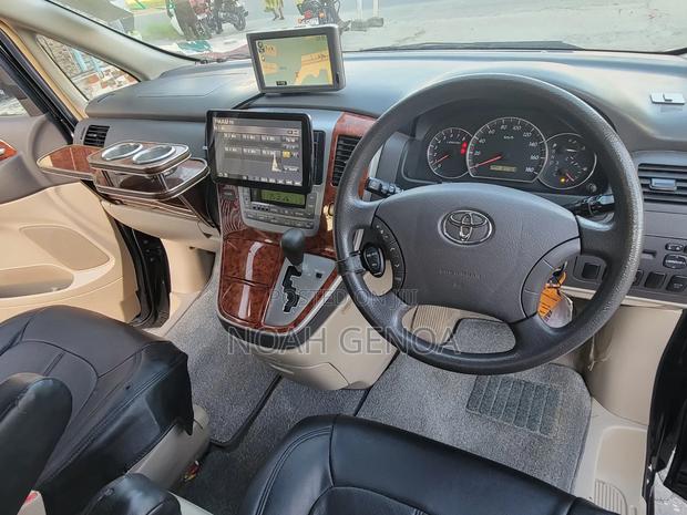 Toyota Alphard 2005 Black