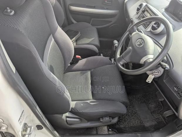 Toyota IST 2003 White