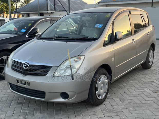 Toyota Corolla Spacio 2003 Beige