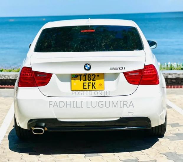 BMW 3 Series 2009 White