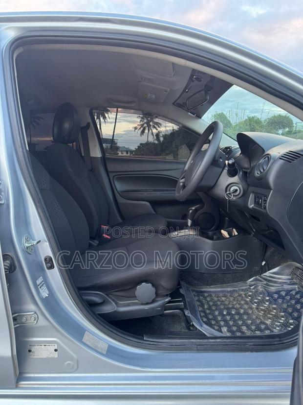 Mitsubishi Mirage 2014 Silver