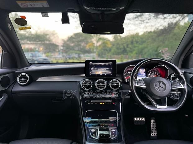 Mercedes-Benz GLC-Class 2017 White