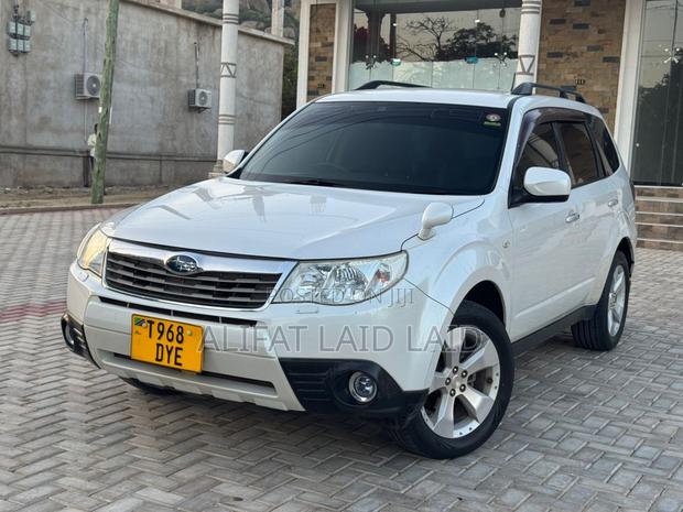 Subaru Forester 2009 White