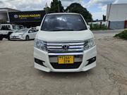 Honda Stepwgn 2012 White for sale