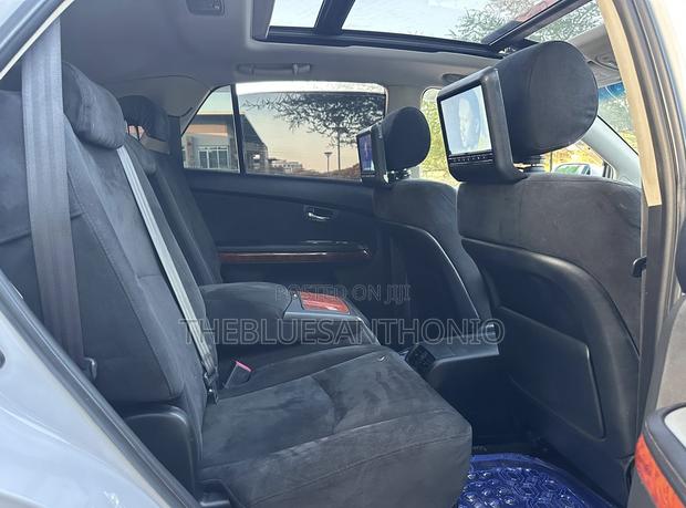 Toyota Harrier 2006 White