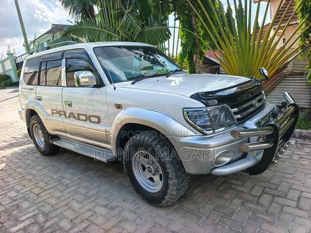 Toyota Land Cruiser Prado 2003 Silver