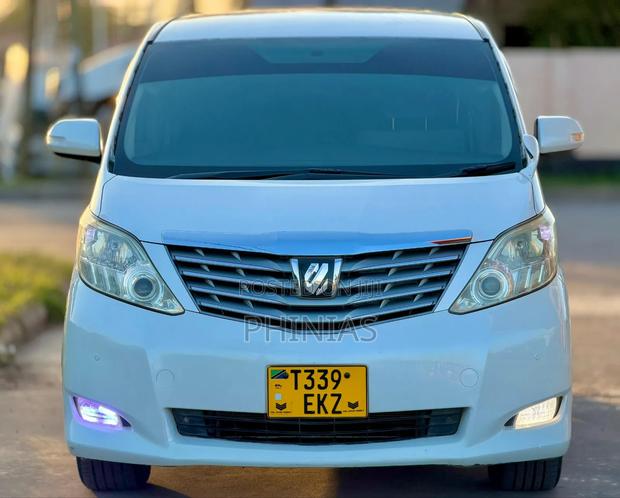 Toyota Alphard 2009 White