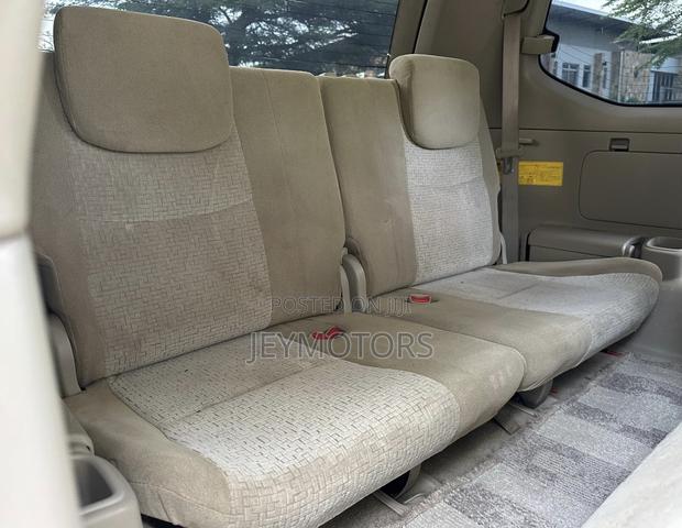 Toyota Land Cruiser Prado 2006 White
