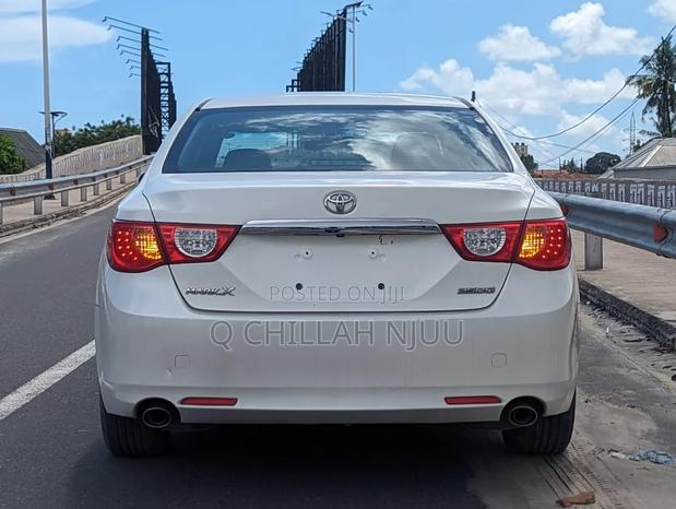 Toyota Mark X 2013 White
