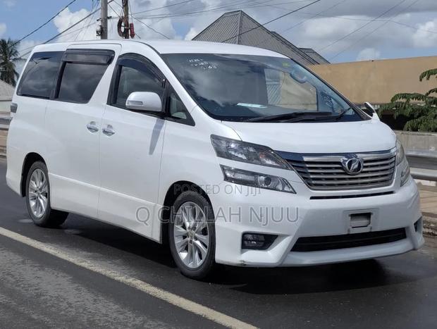 Toyota Alphard 2008 White