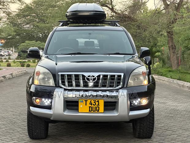 Toyota Land Cruiser Prado 2005 Black