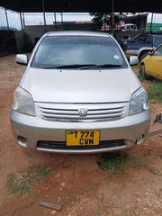 Toyota Raum 2004 Beige for sale