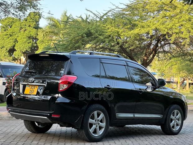 Toyota Vanguard 2009 Black
