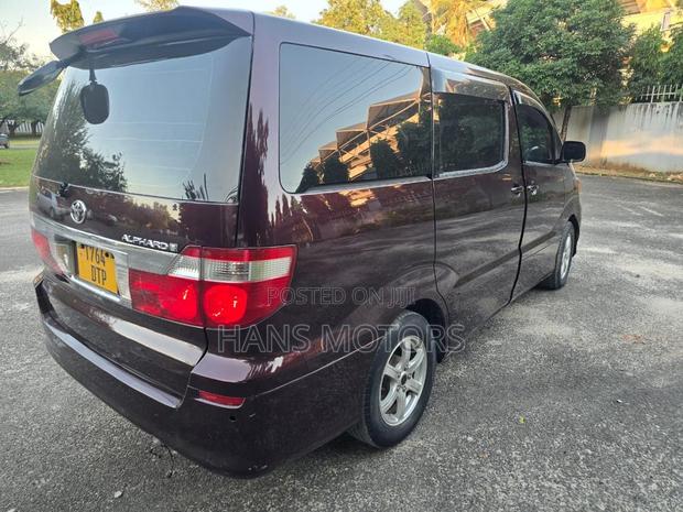 Toyota Alphard 2004 Burgundy