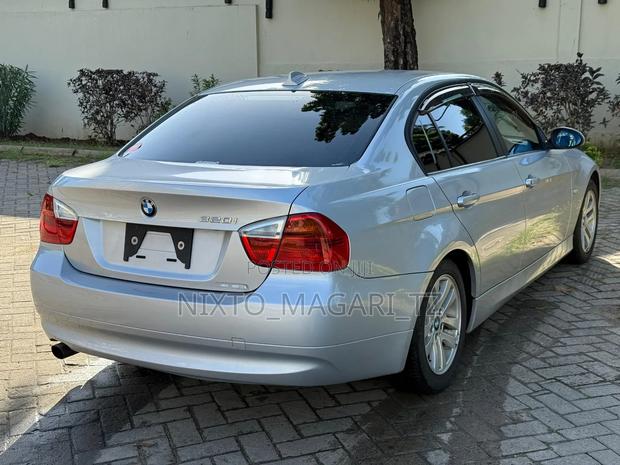 BMW 3 Series 2005 Silver