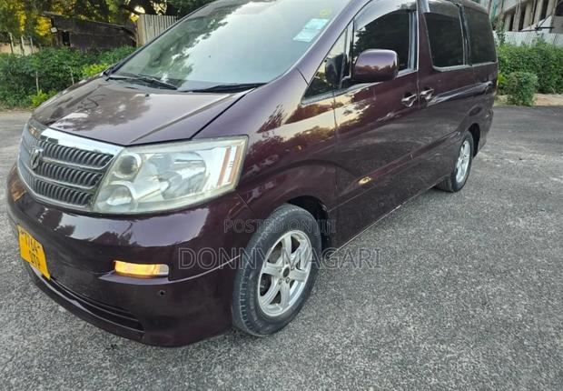 Toyota Alphard 2004 Black