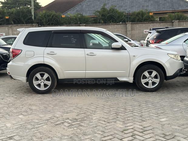 Subaru Forester 2010 White