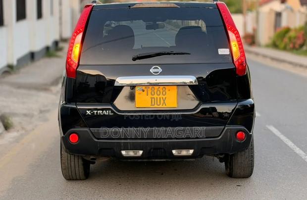 Nissan X-Trail 2010 Black