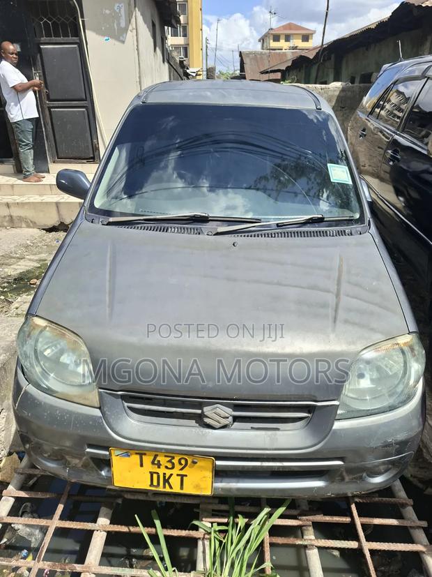 Suzuki Swift 2005 Gray